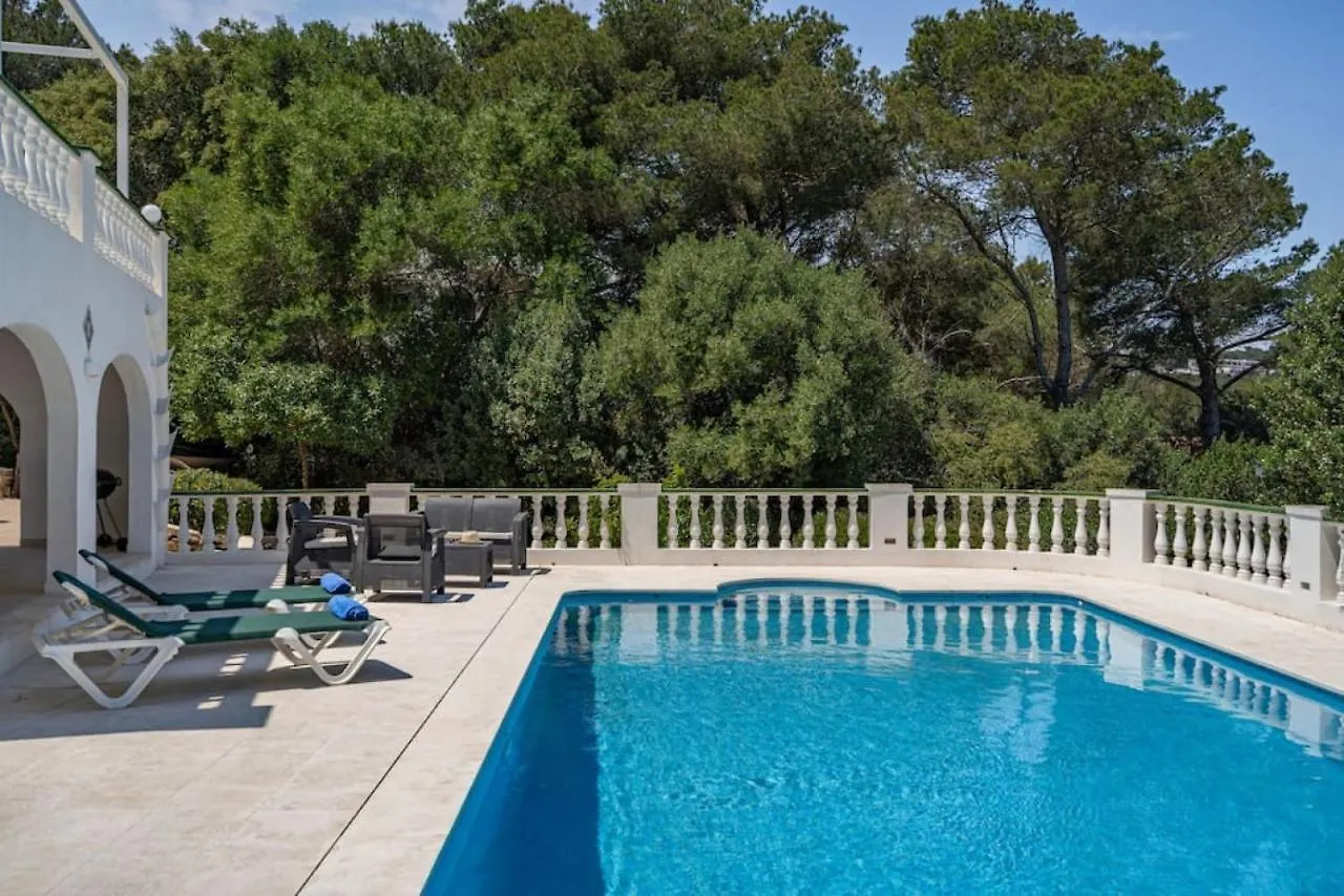 Villa Luminosa Port d'Addaia 0*,  Spain